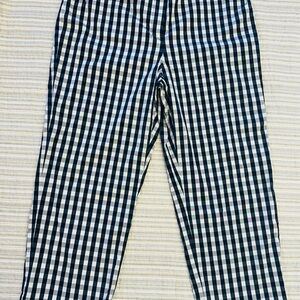 Jones New York Signature Blue And White Plaid Capri’s, Size 12